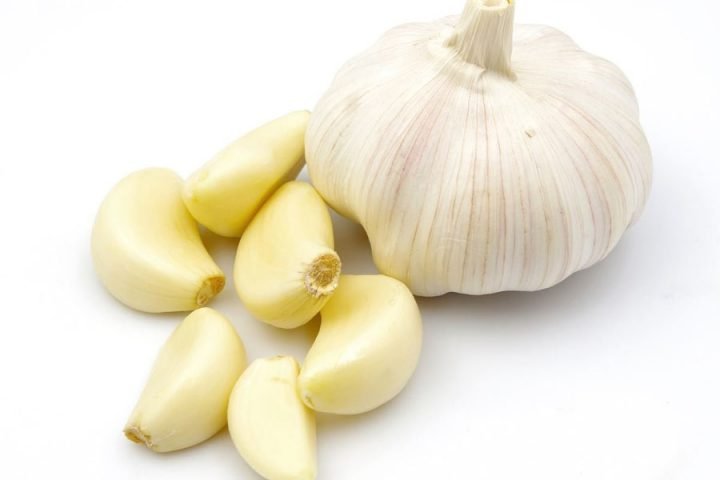 https://www.itoozhiayurveda.in/wp-content/uploads/2017/09/Garlic.jpg